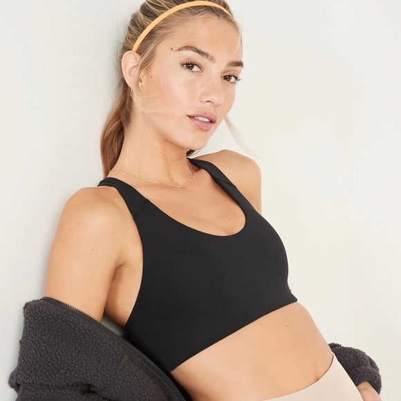 Old Navy Other - Old Navy black racer back sports bra with reflective tape. Size medium